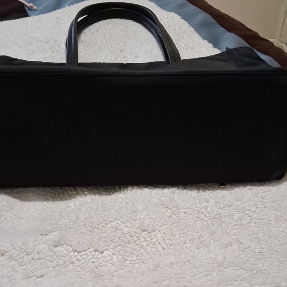 Knomo Classic Black Tote Bag - Picture 6 of 13